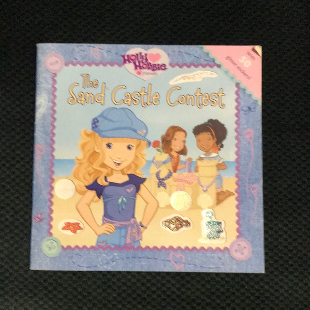 Holly Hobbie and friends book the Sandcastle contest
